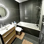 Appartement Modern Duplex In *