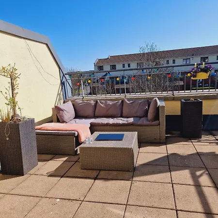 Апартаменты Modern Duplex In