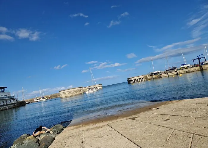 公寓 Modern Duplex In 格雷斯通